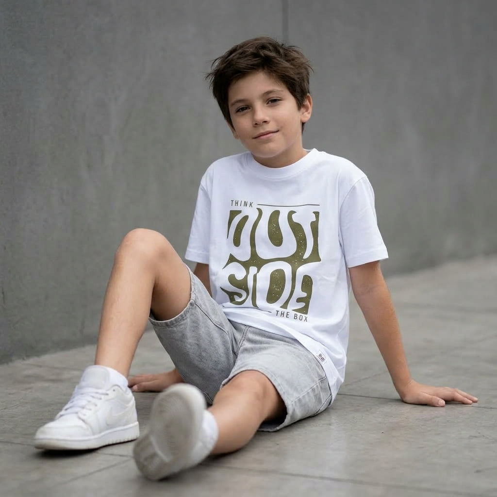 Cómo combinar jeans baggy con polos de colores — looks urbanos para niños