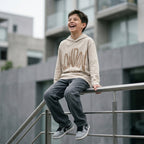 Polera capucha London 2025 beige para niño ANG Kidz – 100% algodón Perú